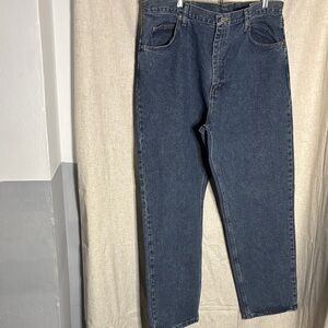 Wrangler Men's Relaxed Fit Blue Jeans 40x32